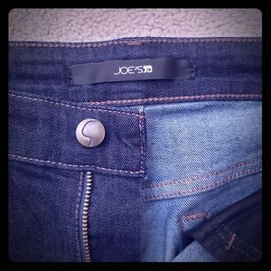 Joe's Jeans  Sz 27 very dark blue